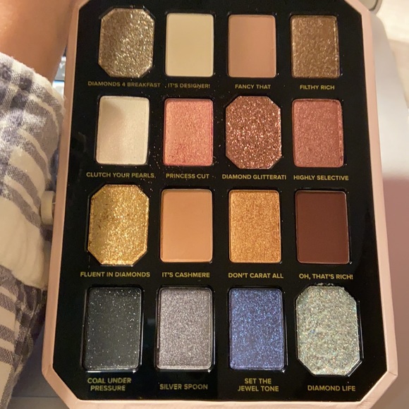 Too Faced Pretty Rich Diamond Eyeshadow Palette - Picture 2 of 5